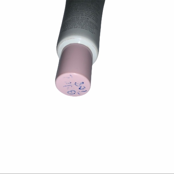 3/$25 | Mary Kay Medium-Coverage Foundation Bronze - Picture 4 of 8